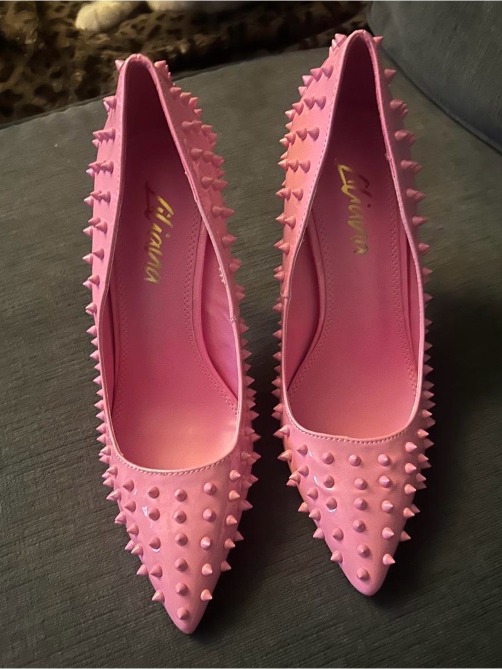 Cute  Pink Studded Pointed Toe Flats